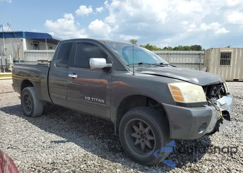 2005 Nissan Titan Xe z USA, uszkodzony, nr VIN 1N6BA06B95N549945